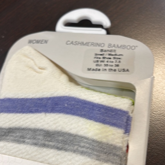 Goodhew Bandit women’s merino socks in natural cream - Picture 6 of 7